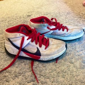 KEVIN DURANT KD’s basketball shoes with box